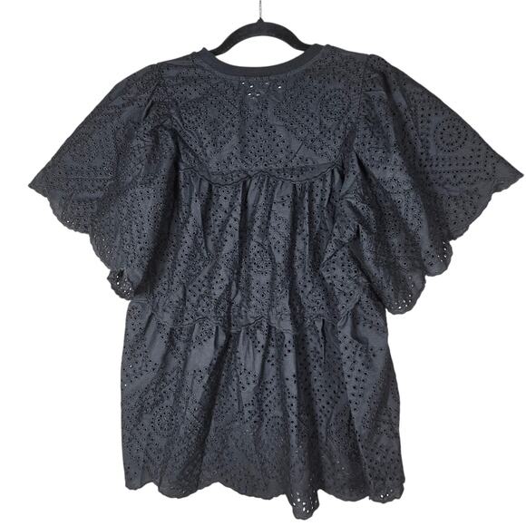 Pomander Place Emi Tee Womens Large Eyelet Flutter Sleeve Scallop Hem Tuckernuck - Picture 7 of 12